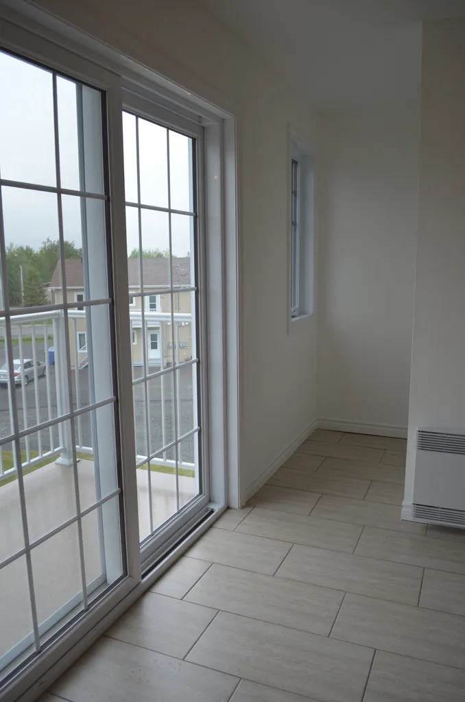 806-10_Emile-Dussault — photo 4